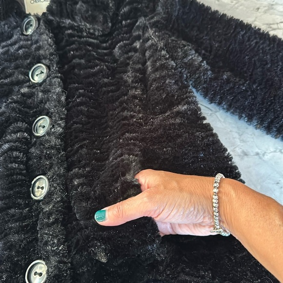CHEROKEE BLACK FAUX FUR COAT - Picture 3 of 7